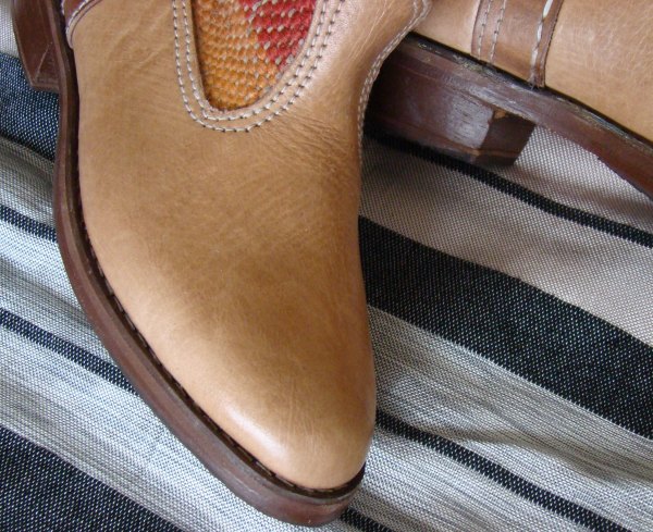 Kilim boots beige | image 2