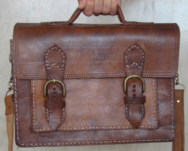 Mini vintage satchel