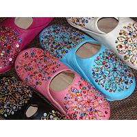 Multicolor glitter slipper