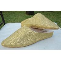 Moroccan yellow babouche slippers Dambira. Handmade with round tip