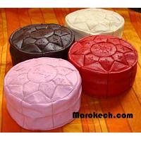 Set of 4 colored poufs